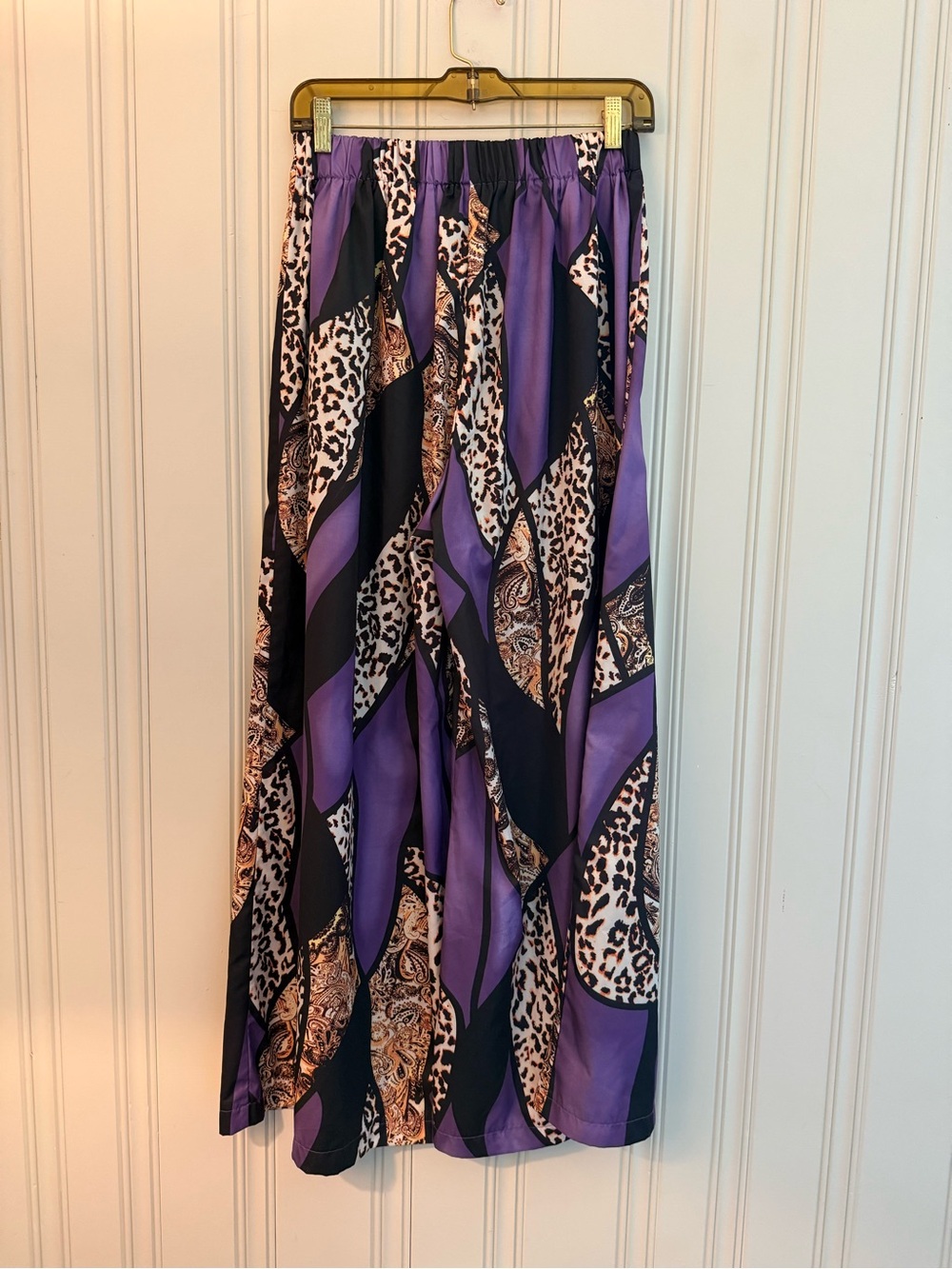 Women's Purple Patterned Wide-Leg Pants with Animal Print Accents - Picture 5 of 6